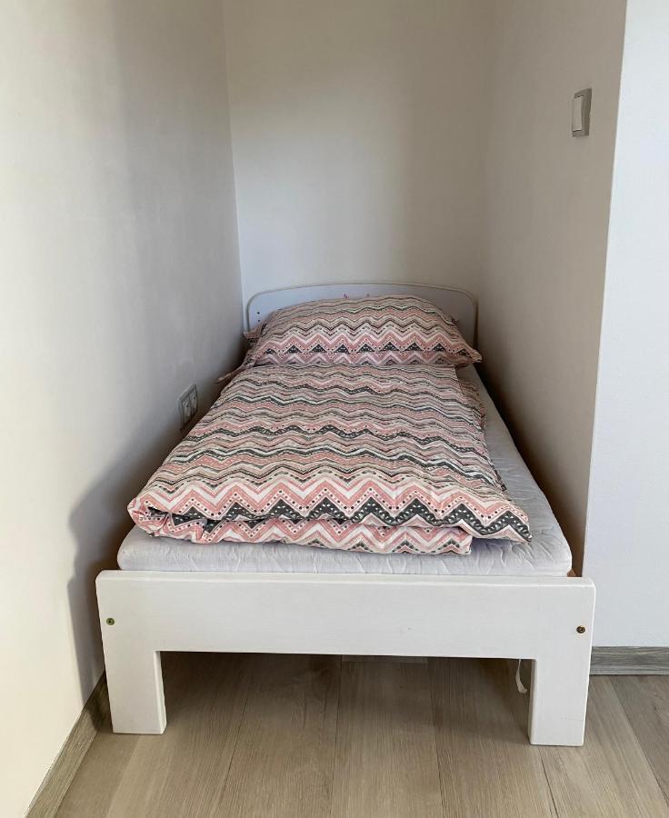 Apartman Karovi 데슈트네 프 오를리츠키흐 호라 외부 사진